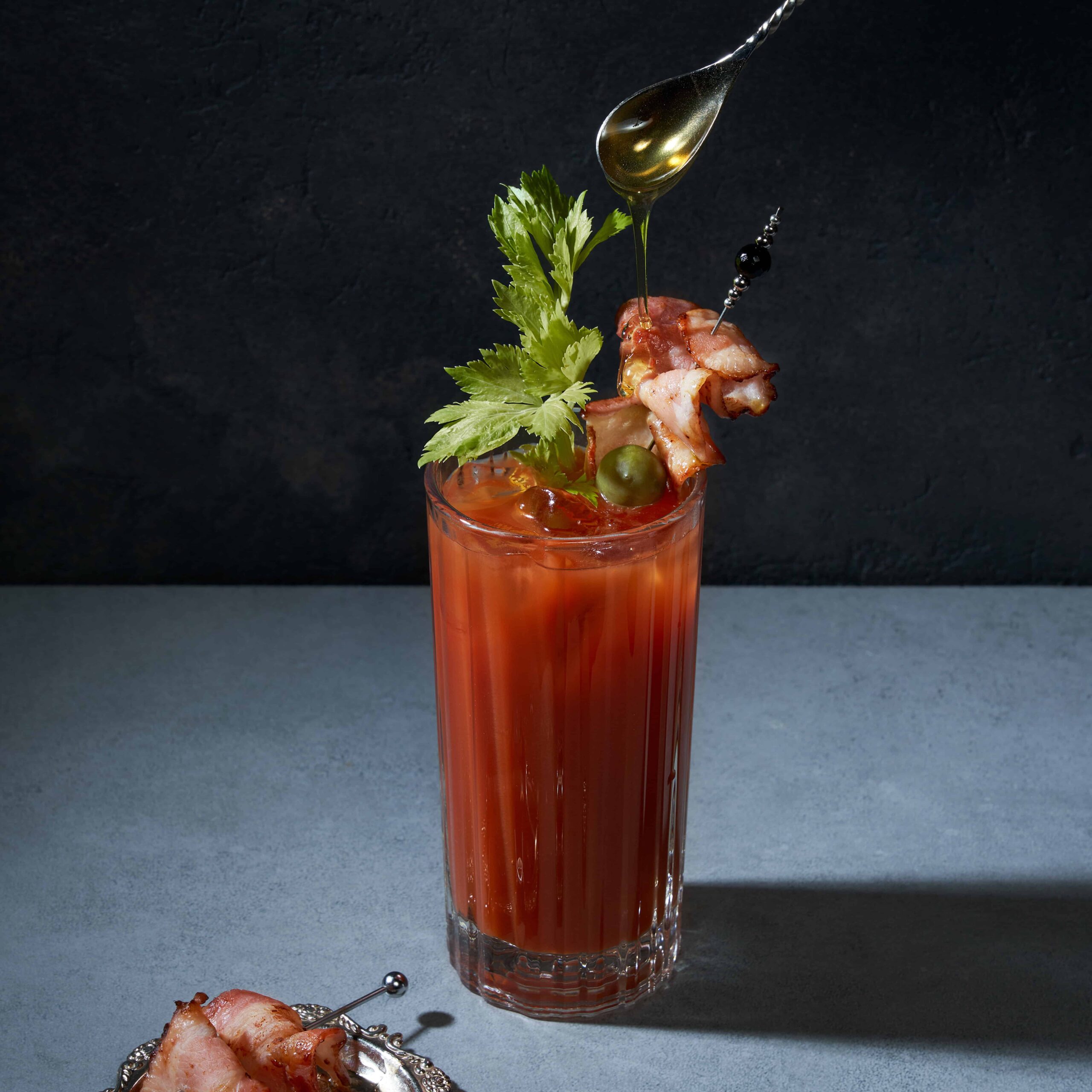 Історія коктейлю Honey Pepper Mary