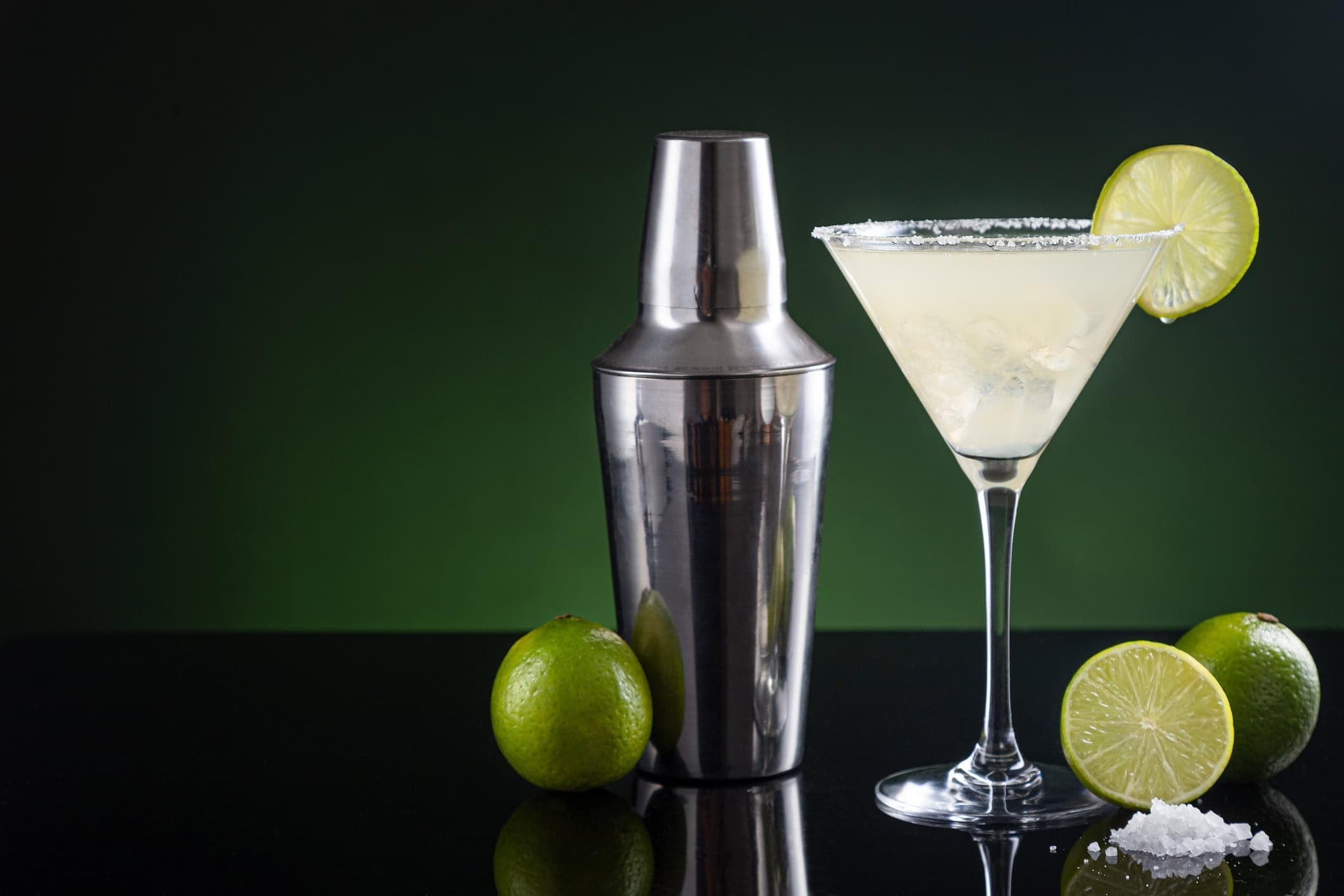 Celebrity Cocktails: The Favourite Drinks of the Stars star alcoholic cocktails