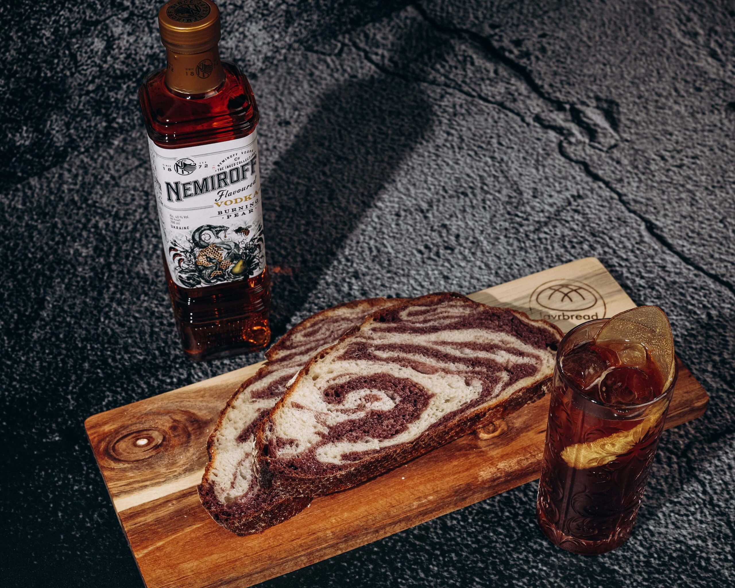 The Perfect Drinks to Serve with Australian Desserts