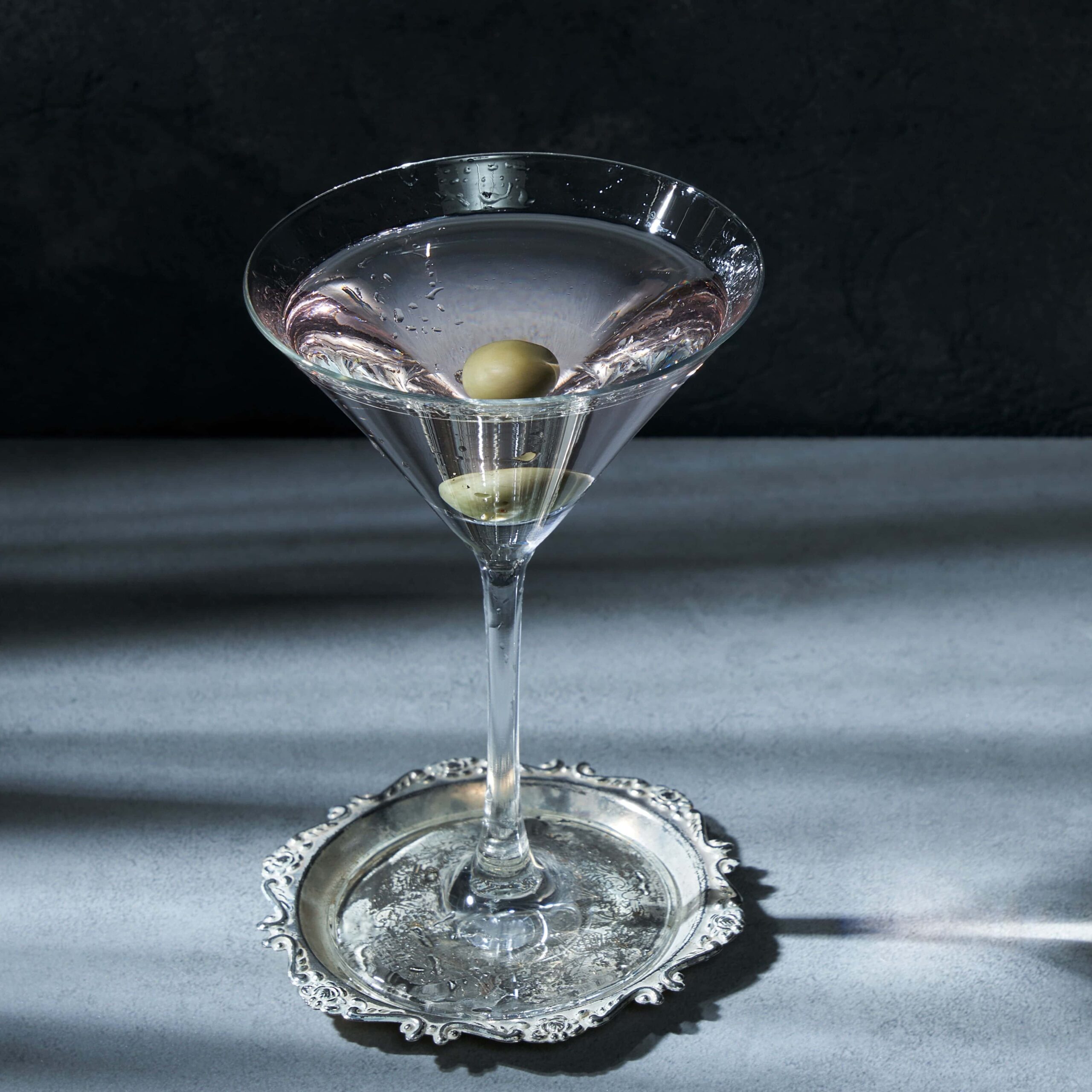 Clear Cocktails: The Elegant Side of Vodka Mixology